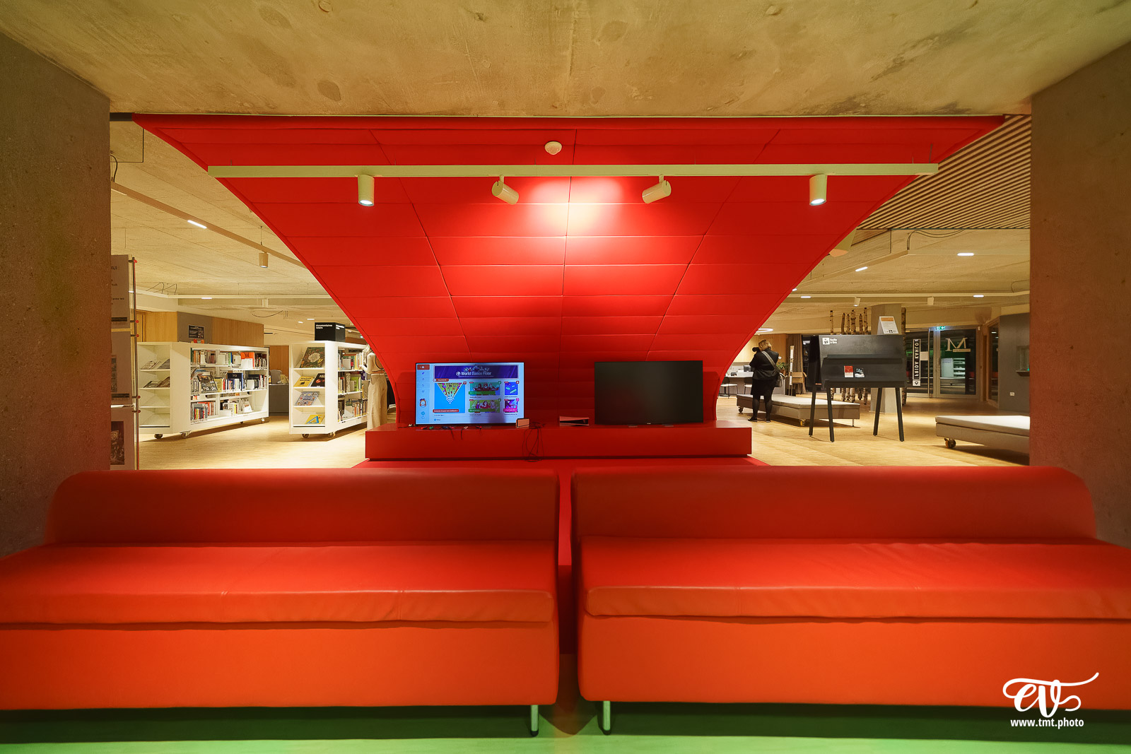 TWAPERO #34 : MEDIATHEQUE FRIDA KAHLO